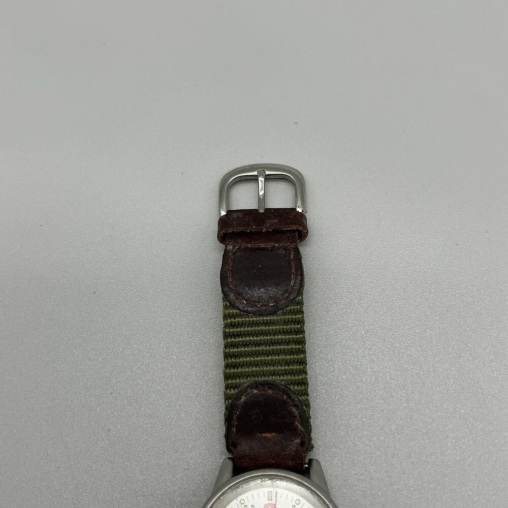 Wenger SMT Design Womens Watch 28mm Green Leather Nylon Day Date New Battery